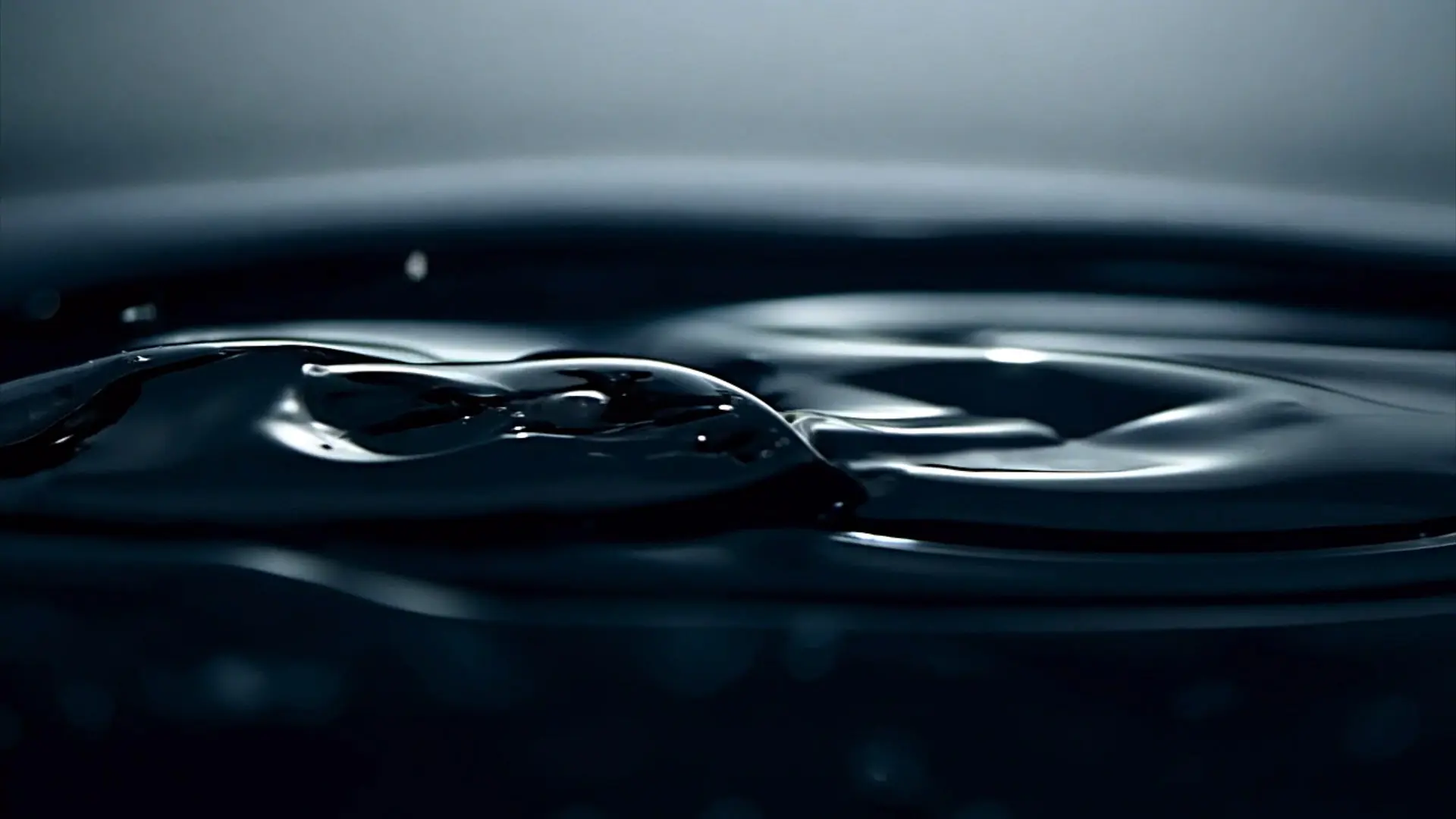 Sleek Water Ripples Sophisticated Background for Professional Videos